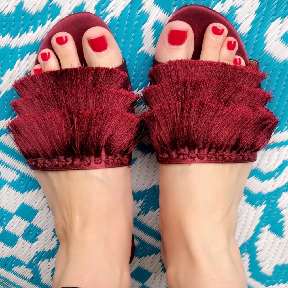Stylish Fringe Mule